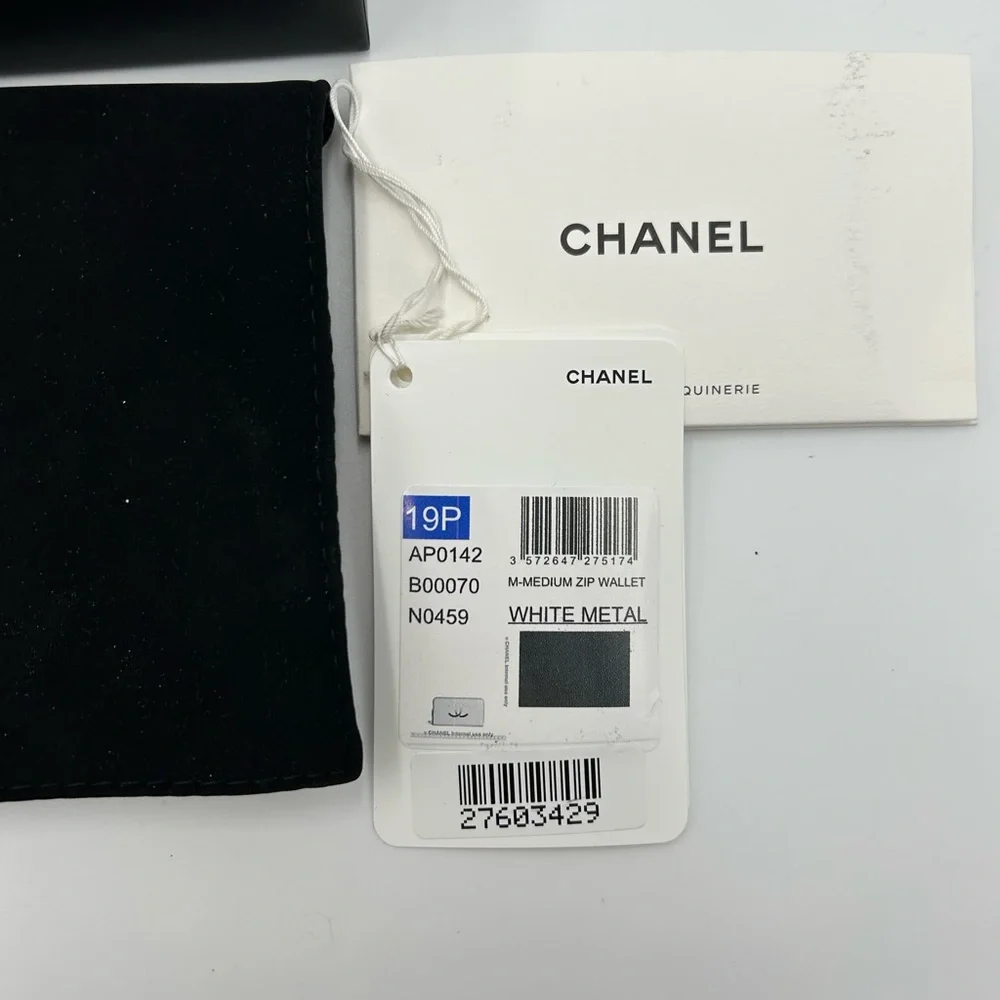 (SOLD) Chanel Medium Blue Leather Zip Wallet (2760****) - Picture 13 of 14